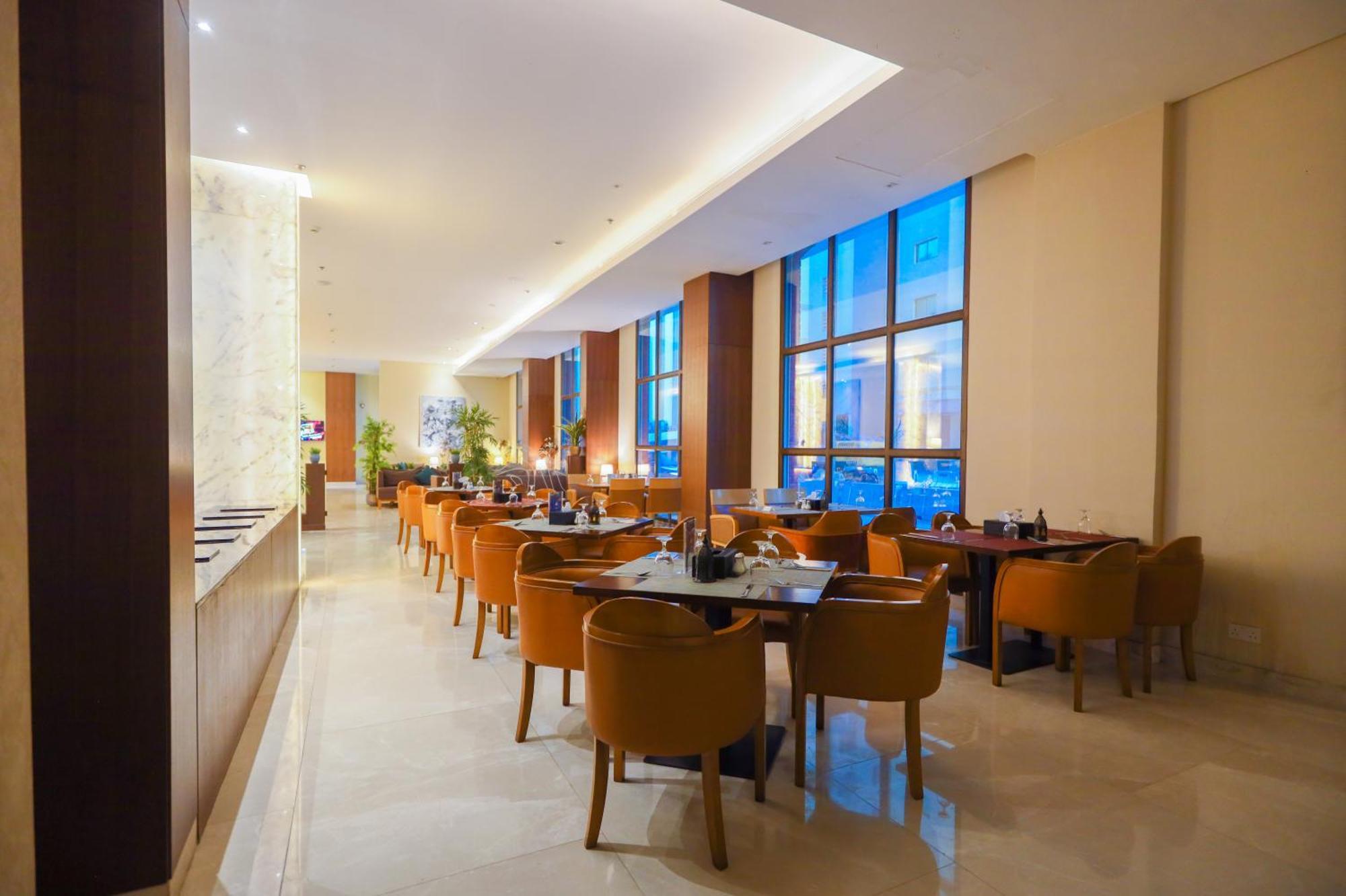 Ramee Palace Hotel Manama Ngoại thất bức ảnh